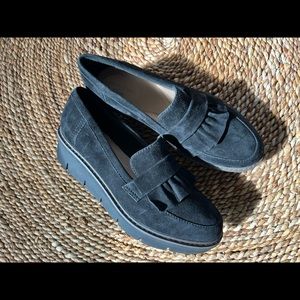 Clarks women’s slip on - black nubuck - size 7m